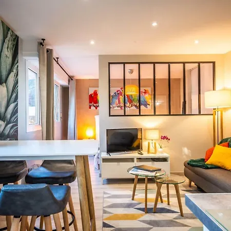 Apartament Le Chatelet- Parking Gratuit - Cosy Et Design - A 10 Mn De Geneve Annemasse