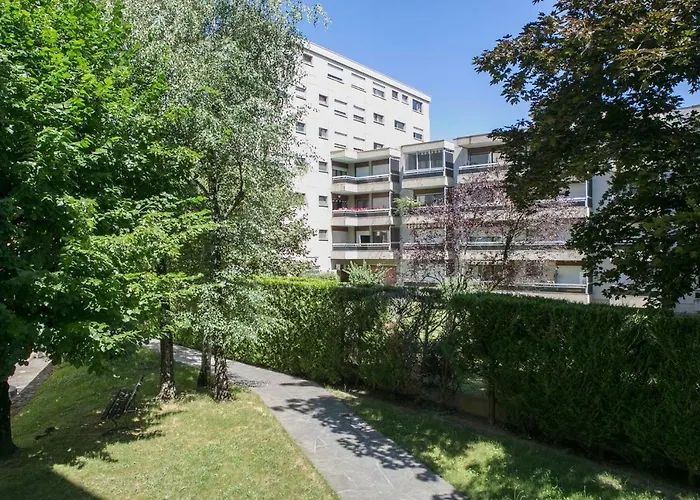 Le Chatelet- Parking Gratuit - Cosy Et Design - A 10 Mn De Geneve Annemasse
