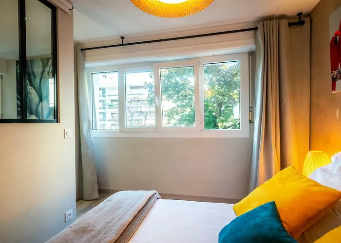 Lägenhet Le Chatelet- Parking Gratuit - Cosy Et Design - A 10 Mn De Geneve *